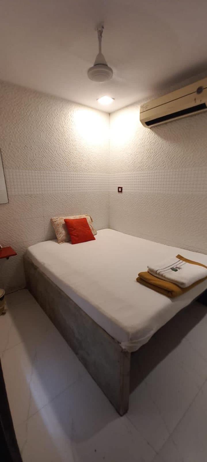 Janata Bed and breakfast